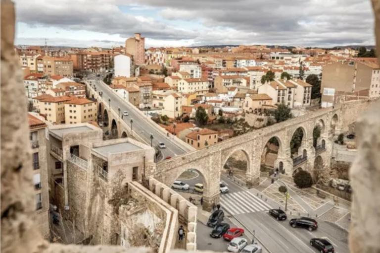 Casi 2.500 visitas recibieron los Los Aljibes y la Muralla de Teruel durante Navidad pasada