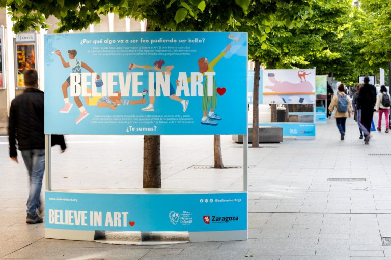 El trabajo de Believe in Art en hospitales se expone en el paseo de la Independencia de Zaragoza