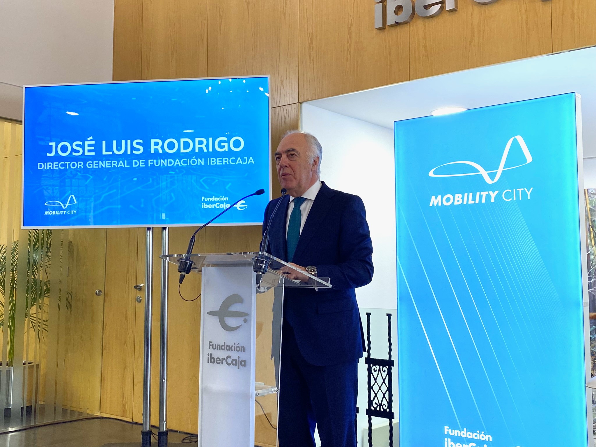 José Luis Rodrigo, Director General de Fundación Ibercaja, en la rueda de prensa de presentación de Mobility City