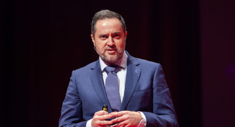 José Luis Lapetra (Coferdroza): “Es esencial mostrar que la IA no es solo para grandes corporaciones”