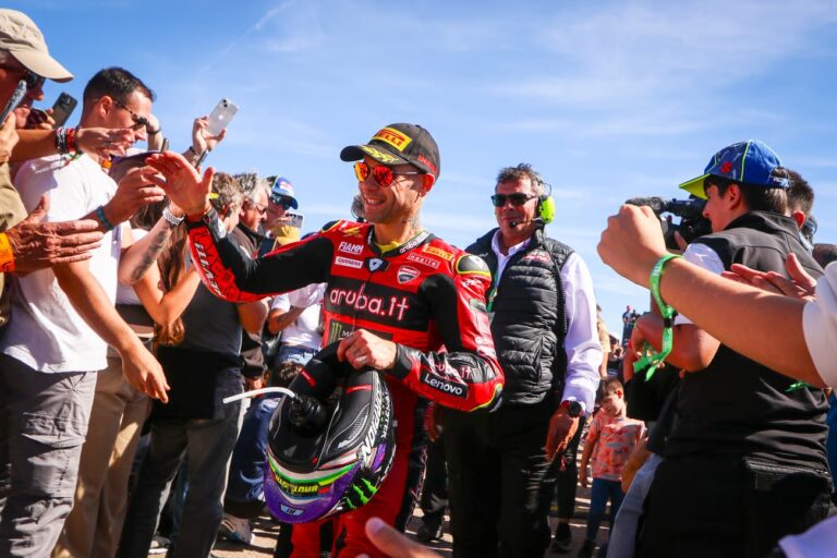 Vívelo desde dentro: WorldSBK ofrece en MotorLand un finde de motos y emoción total