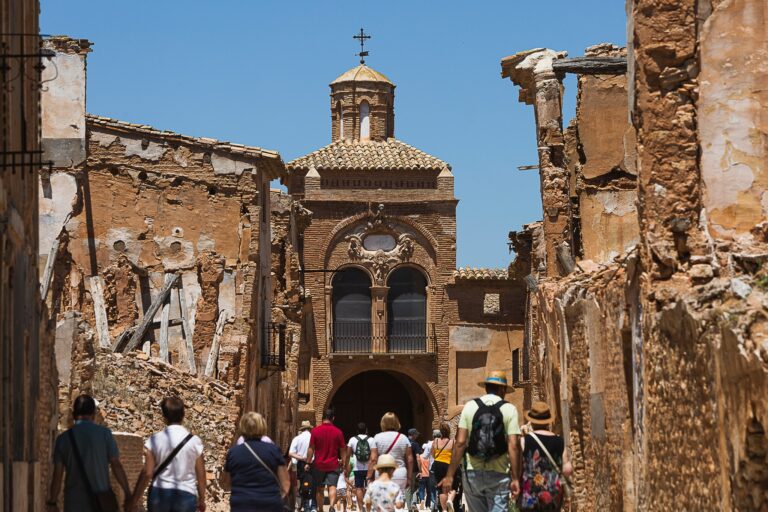 El Gobierno de Aragón lanza subvenciones de hasta 8.000 euros para actividades culturales en el medio rural