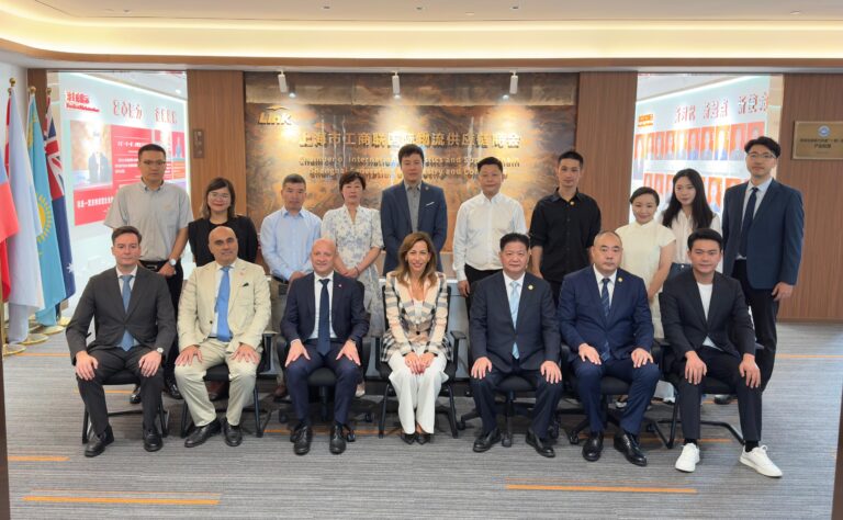 Zaragoza firma alianza clave en Shanghái para atraer inversión logística china hacia el sur de Europa