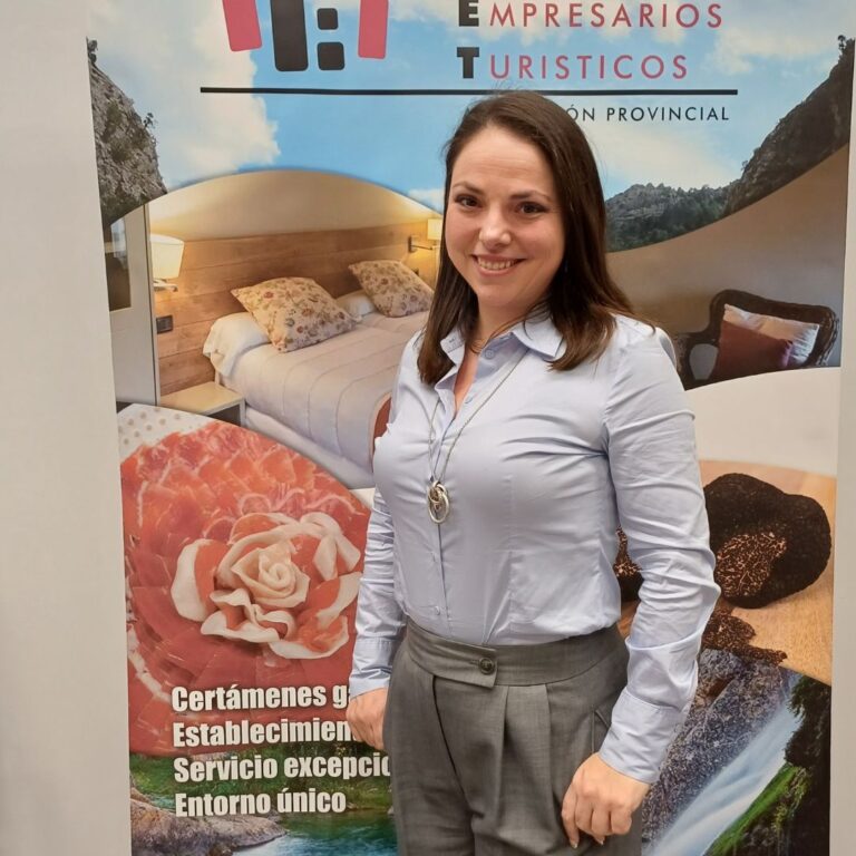 Elena Marco: “El turismo socialmente sostenible no solo atrae visitantes, también ayuda a mantener población”