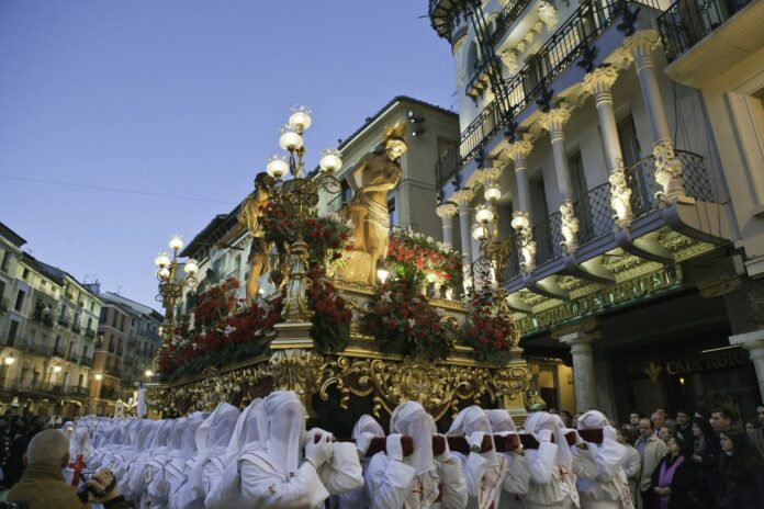 La Plaza del Torico es testigo de momentos de gran emoción. Fuente www.semanasantadeteruel