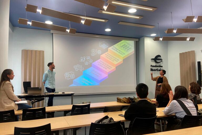 Valentia presenta dos investigaciones innovadoras en el III Congreso Internacional “Pensar la Educación” en Huesca