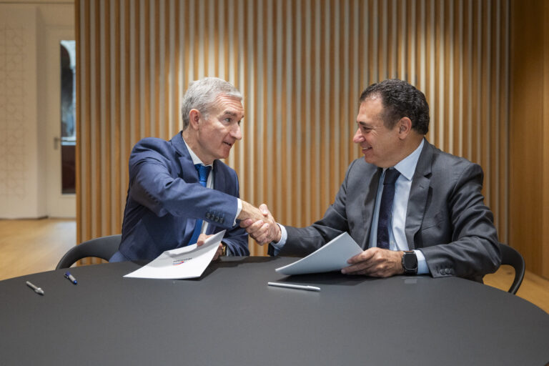CEOE Aragón e Ibercaja renuevan su acuerdo de colaboración