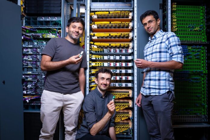 AWS implementa arquitectura de grafos aleatorios en España en 2025 - Imagen relacionada con 