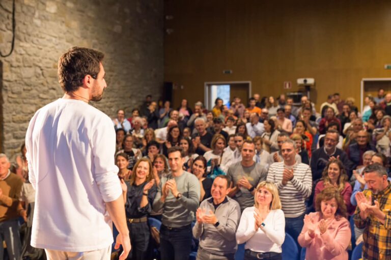 Mariano Lavida regresa a Biescas con su gira “A DOS MANOS”