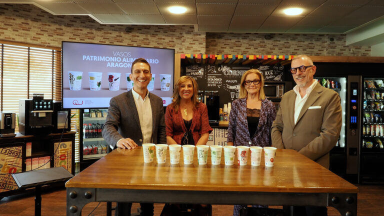400.000 vasos para descubrir la riqueza agrícola y gastronómica de Aragón