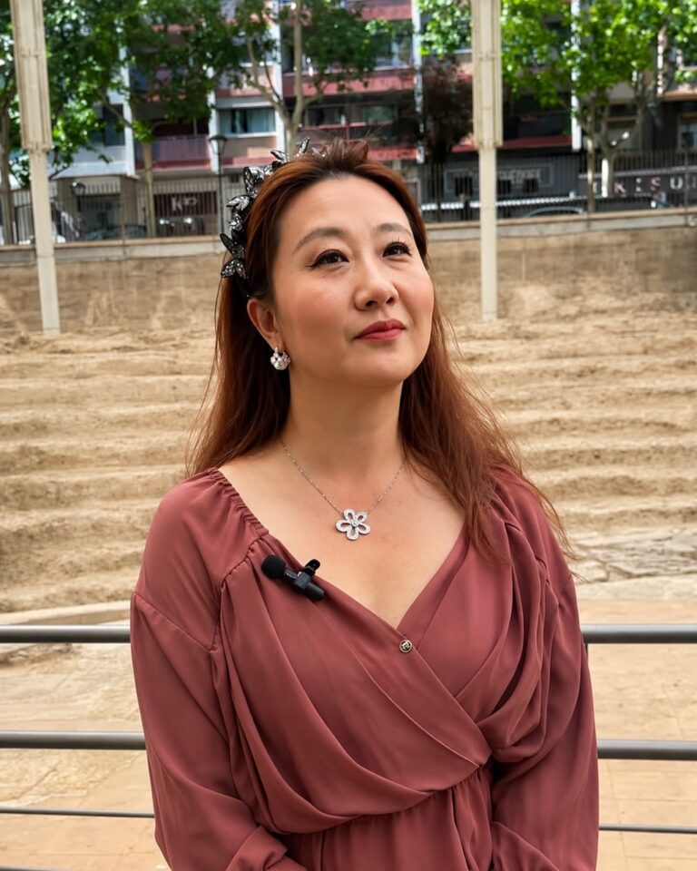 Michelle (Liu Rong): “Lo que más me gusta de Zaragoza es lo limpia que es y sus impresionantes catedrales”
