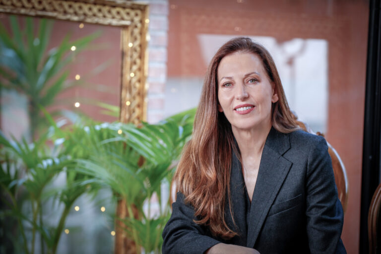 María José Rubio: “La Historia no solo se hace en los campos de batalla, también en los salones, en las conversaciones privadas y en las decisiones íntimas”