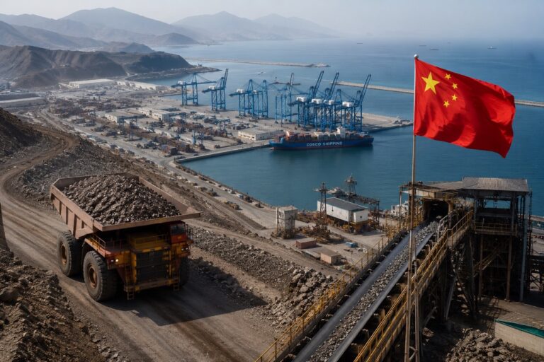 China en Perú: de las minas de cobre al puerto de Chancay