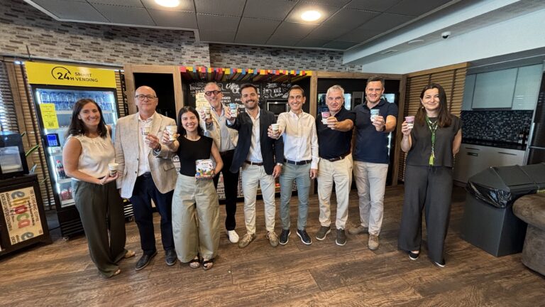 Eboca y Renault llevan su nueva gama eléctrica a 100.000 vasos de café